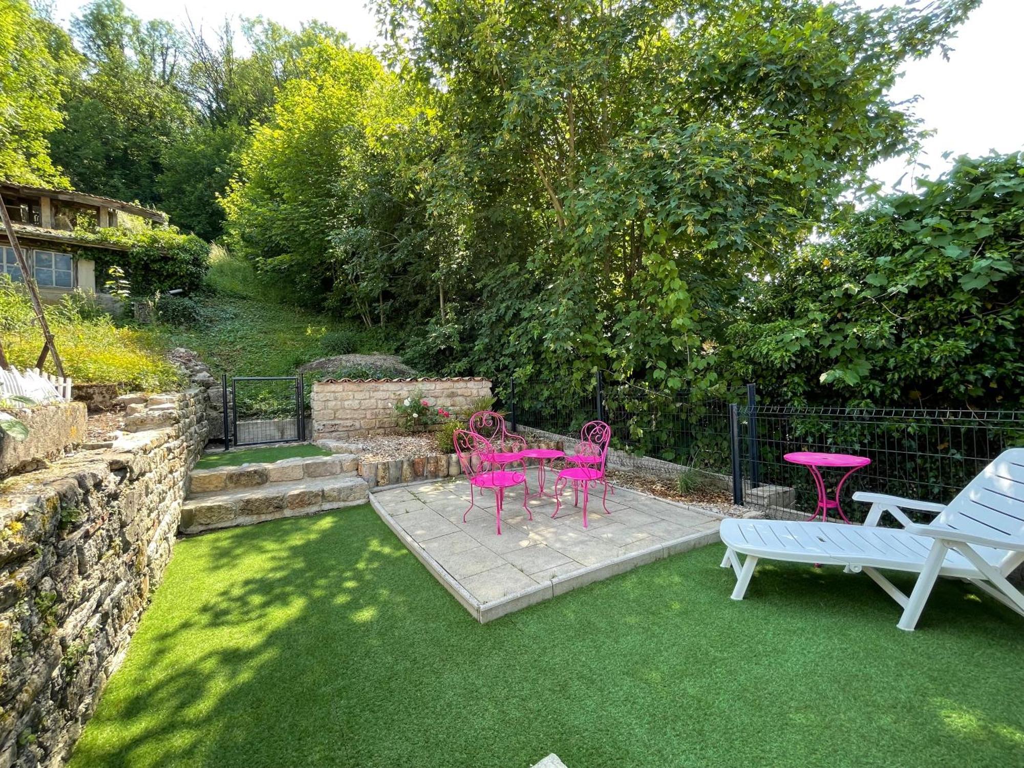 La P'Tite Maison Et Votre Terrasse Prive ! Жуенвіль Екстер'єр фото